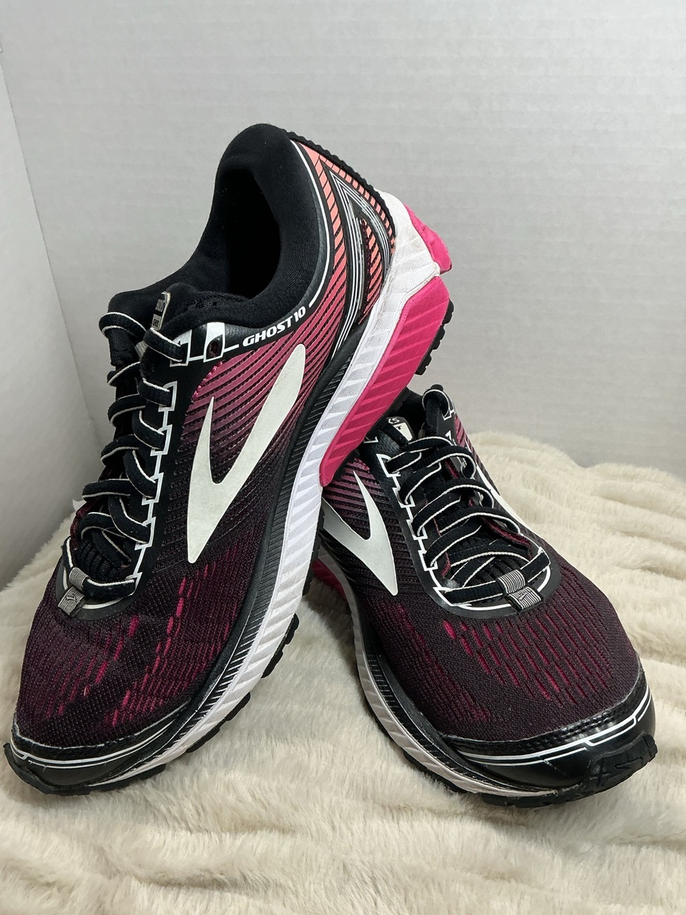 Brooks Ghost 10 Women’s Running Shoes Size 8.5 Medium Black Pink 1202461B067